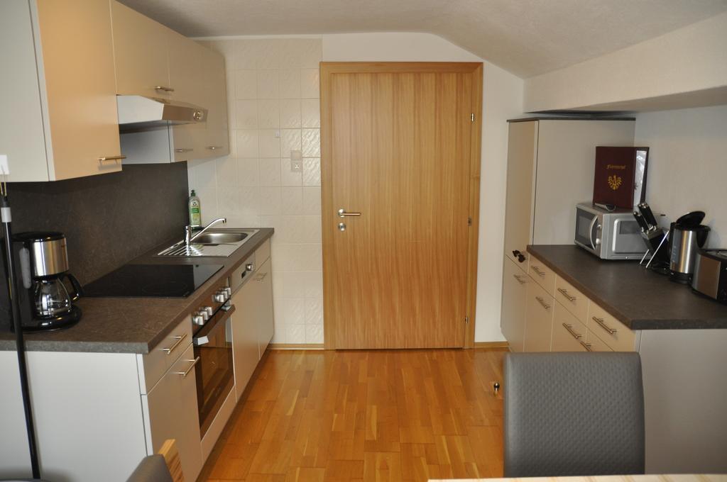 Flierelerhof Apartment Arzl im Pitztal Room photo